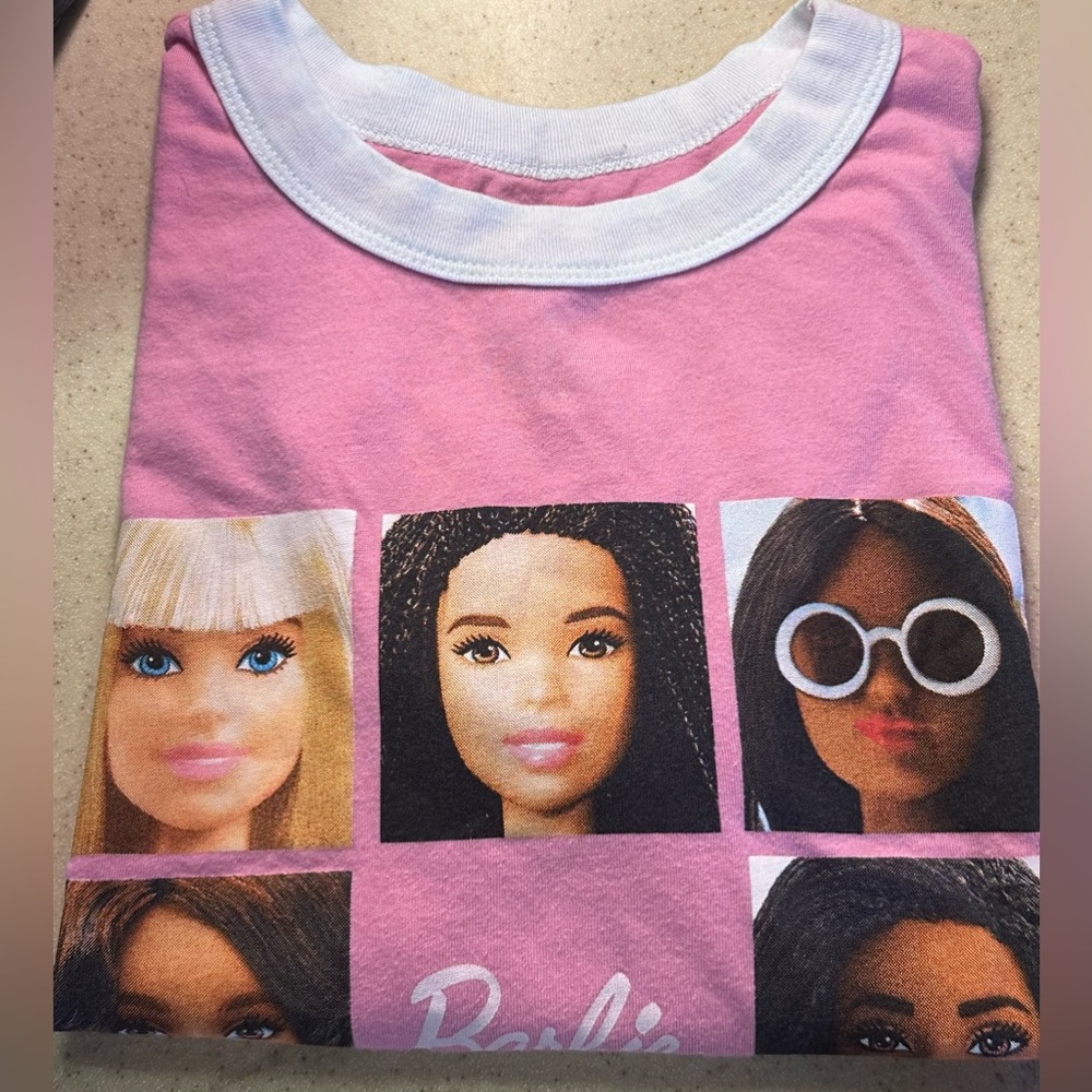 π§ΏSOLDπ§ΏBarbie Ringer Tee - Picture 3 of 4
